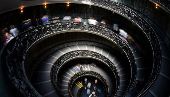 Museus Vaticanos à noite